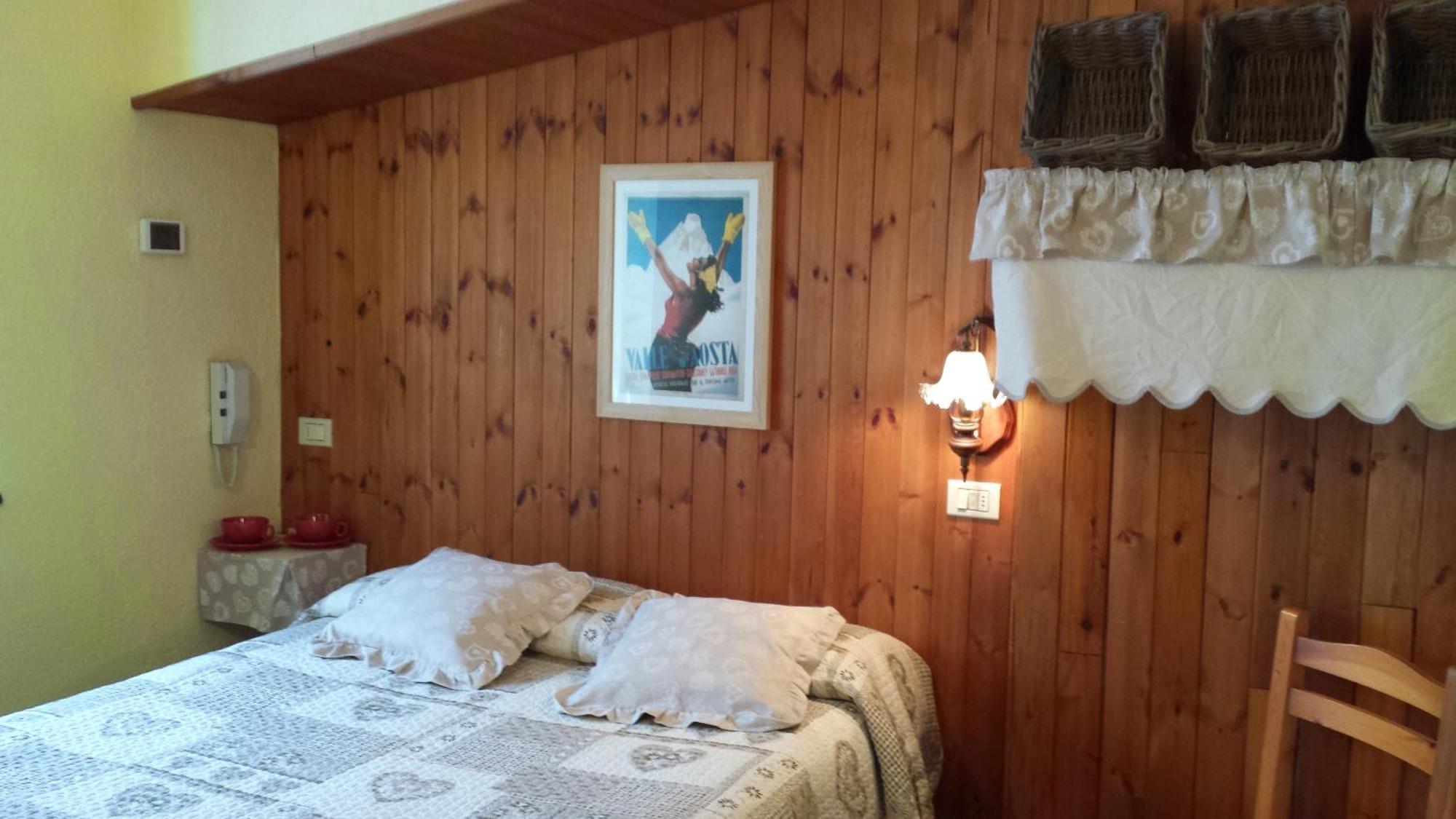 Hotel Locanda Belvedere Courmayeur Dış mekan fotoğraf