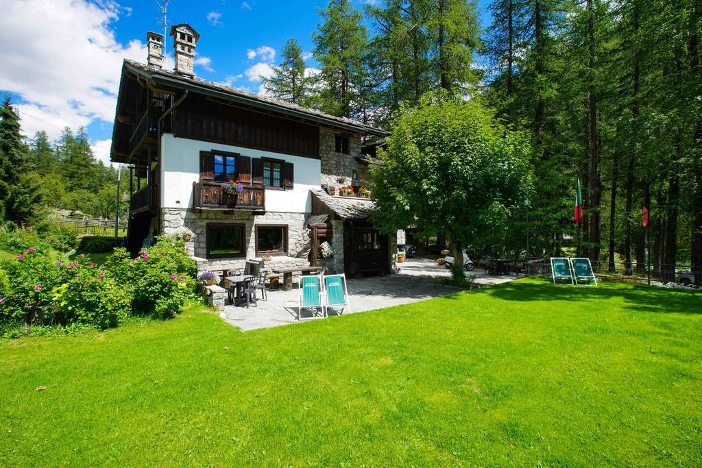 Hotel Locanda Belvedere Courmayeur Dış mekan fotoğraf